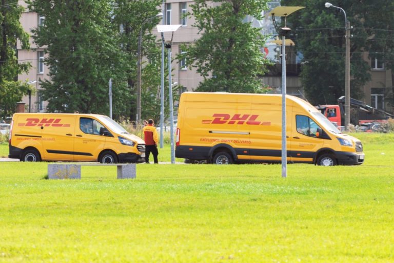 Does DHL Deliver On Saturdays US Global Mail